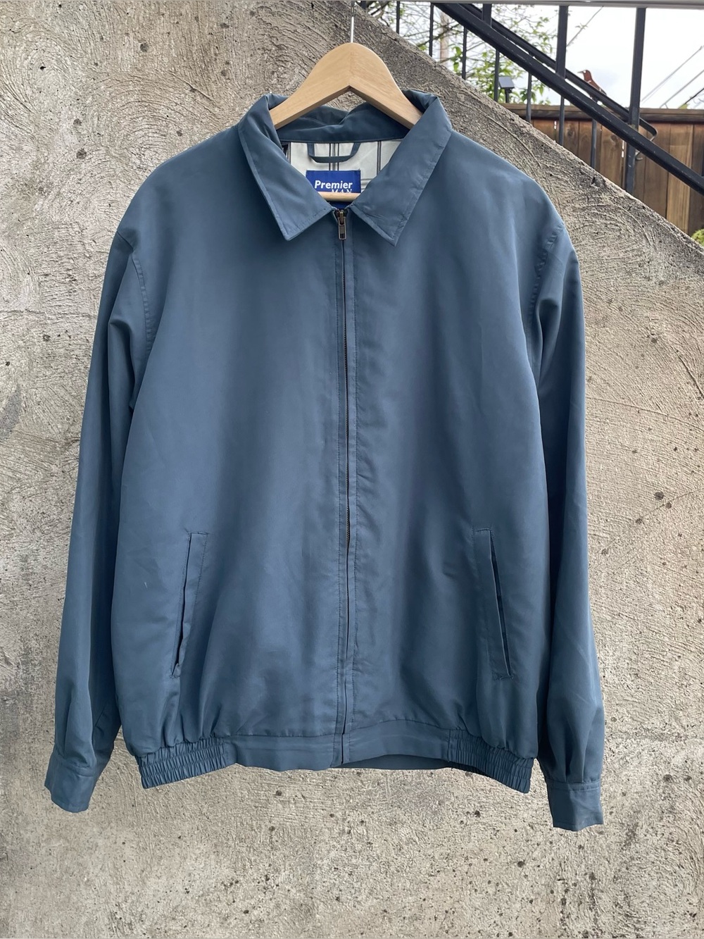 Premier Man zip up collared jacket size medium (24x27.75)